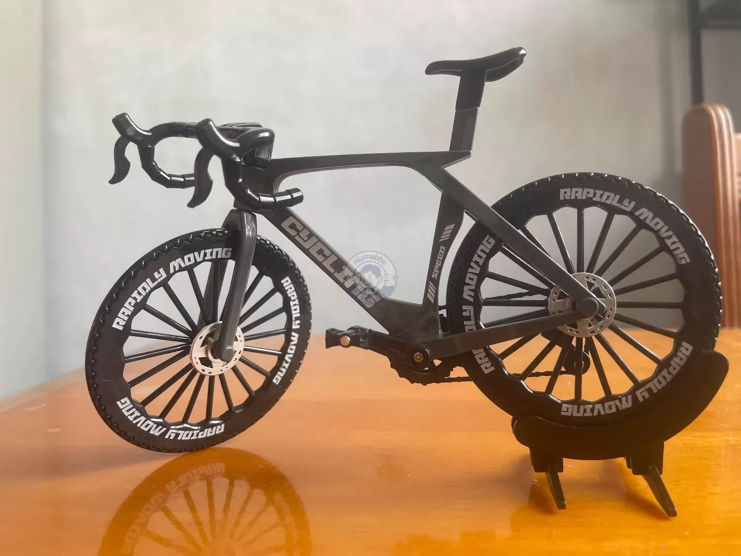 兑换的自行车🚲模型终于拿回来了